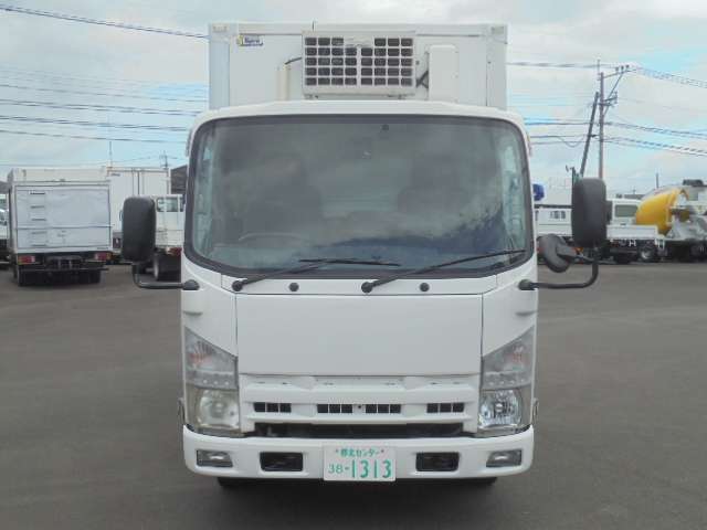 Isuzu Elf 11