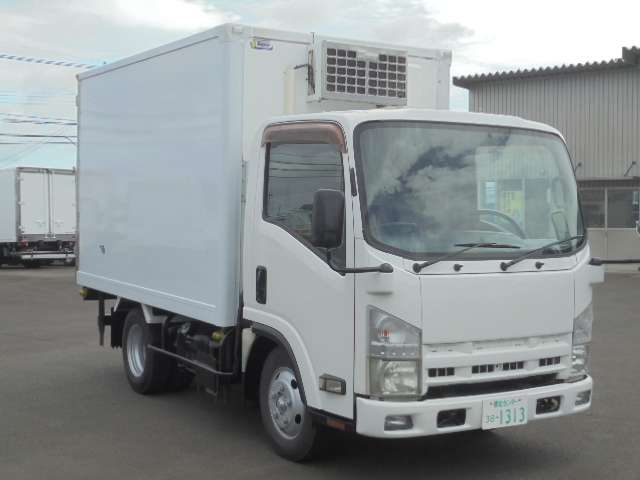 Isuzu Elf 12