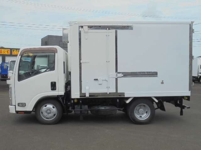 Isuzu Elf 2