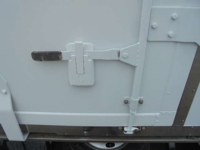 Isuzu Elf 7