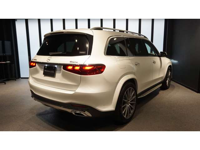 Mercedes-Benz GLS 10