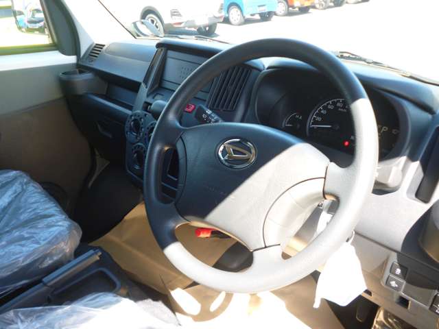 Daihatsu グランマックスカーゴ 11