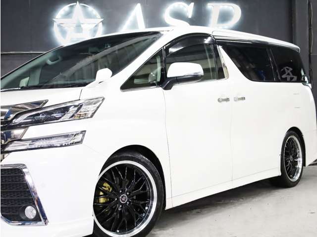 Toyota Vellfire 8
