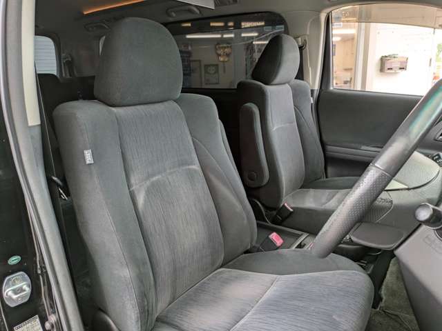 Toyota Alphard 9