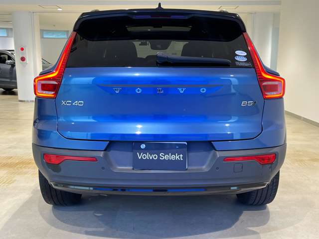 Volvo XC40 9