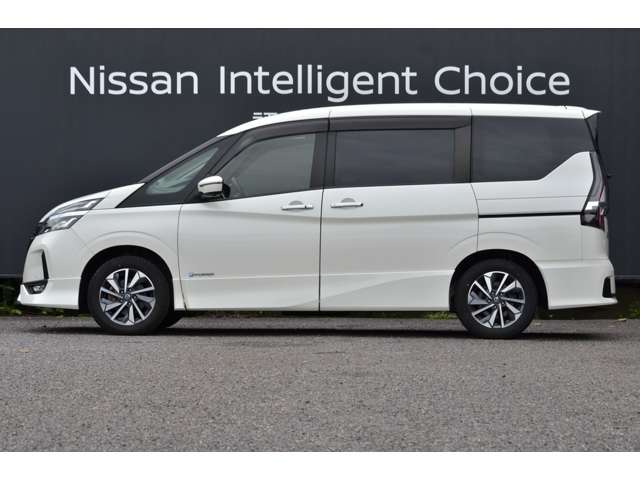 Nissan Serena 2