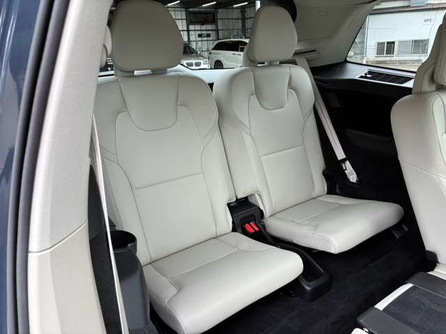 Volvo XC90 7