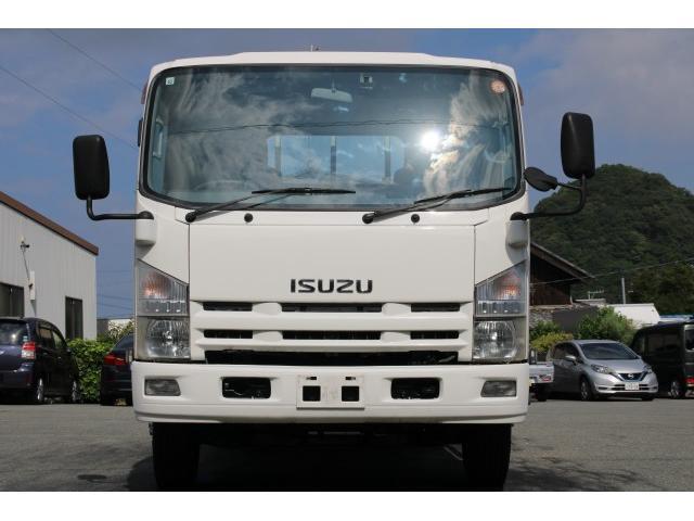 Isuzu Elf 2