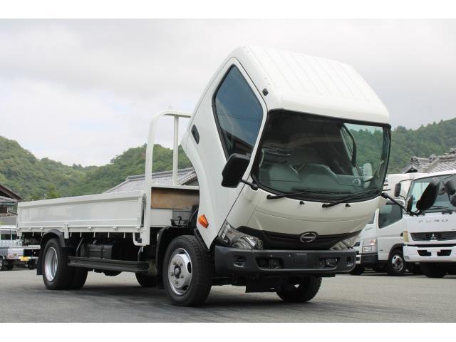 Hino Dutro 10