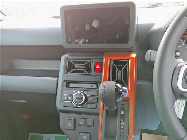 Daihatsu Taft 11