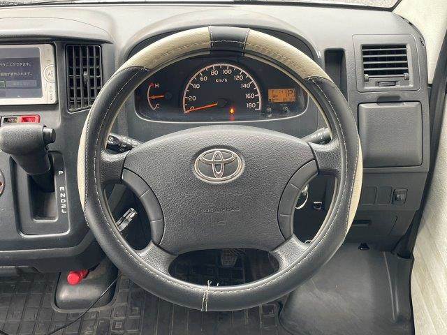 Toyota Town Ace Van 11