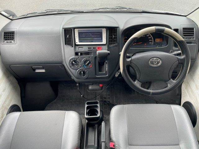 Toyota Town Ace Van 3