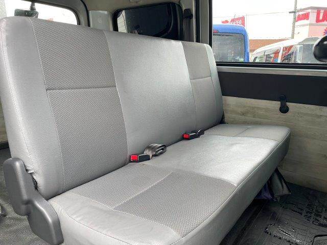 Toyota Town Ace Van 8