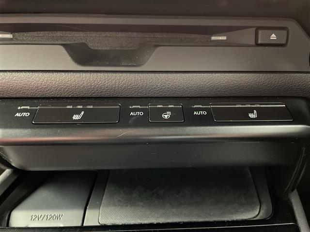 Lexus UX 6
