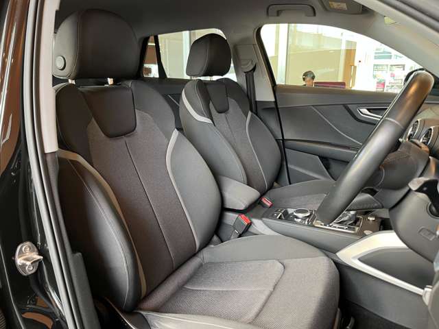 Audi Q2 8