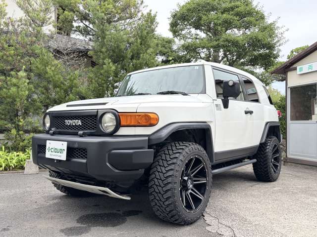 Toyota FJ Cruiser 2