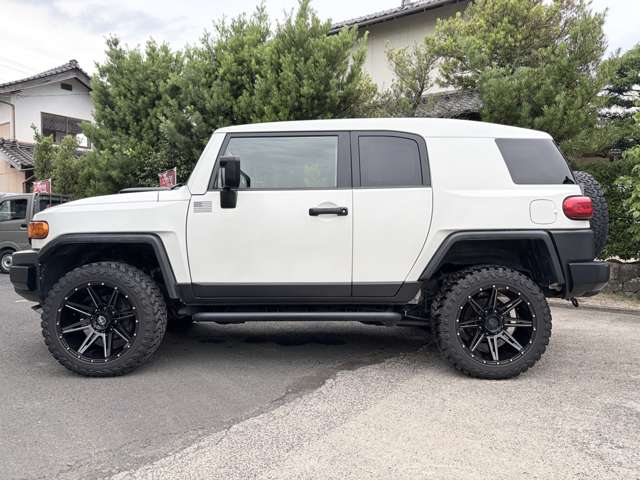 Toyota FJ Cruiser 9