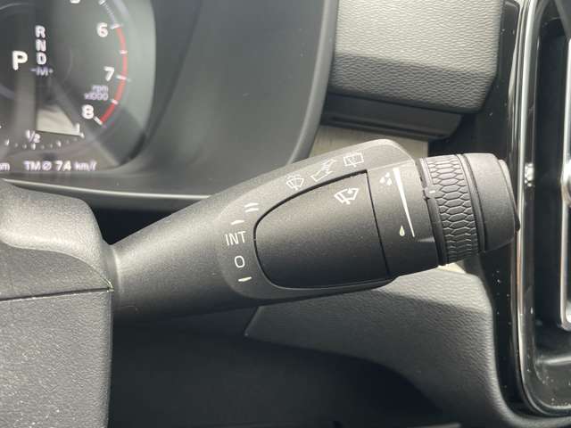 Volvo XC40 12
