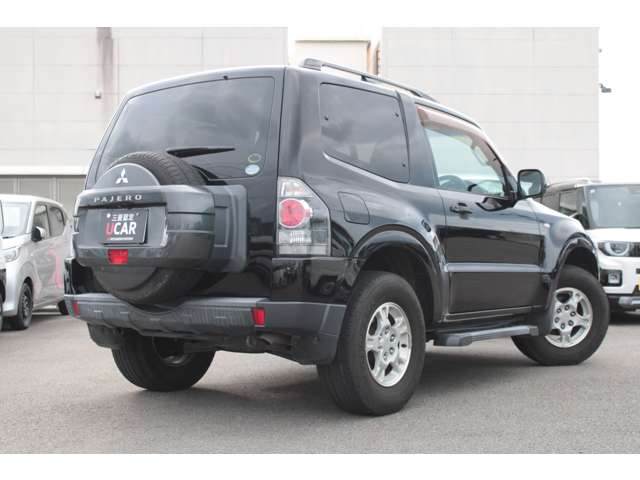 Mitsubishi Pajero 2