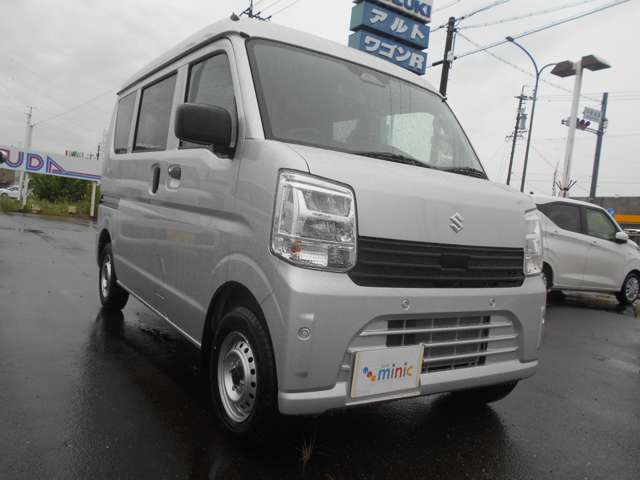 Suzuki Every 9