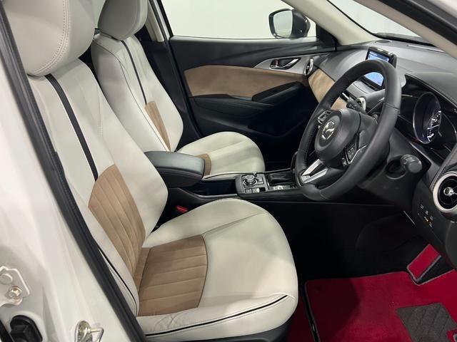 Mazda CX-3 4