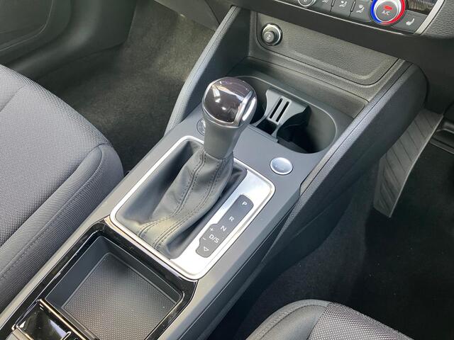 Audi Q2 12