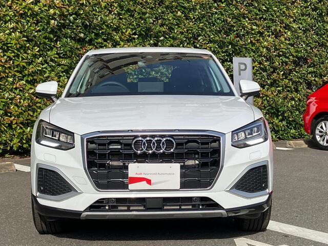Audi Q2 3