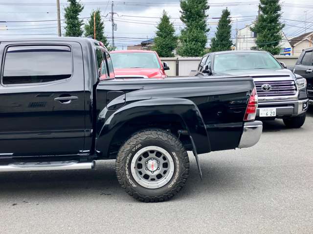Toyota Tacoma 11