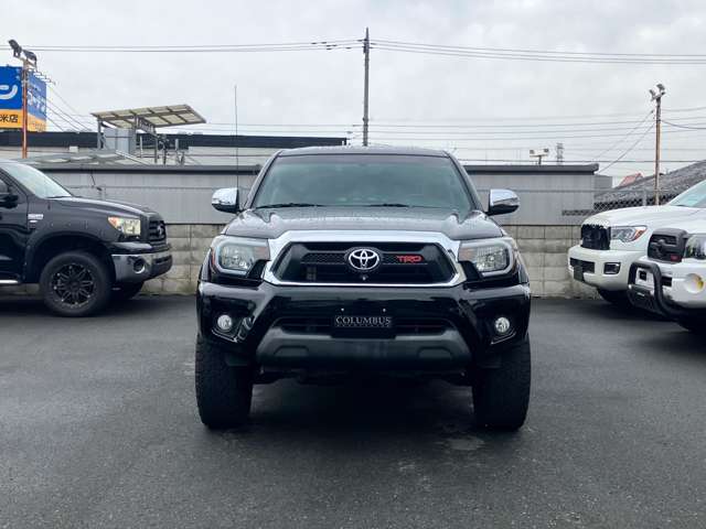 Toyota Tacoma 2