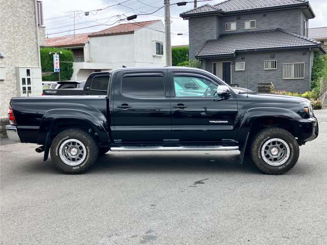 Toyota Tacoma 9