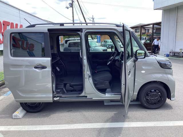 Suzuki Spacia Base 11