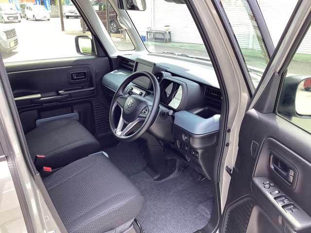 Suzuki Spacia Base 4