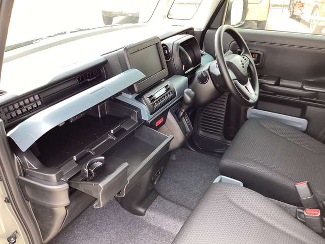 Suzuki Spacia Base 5