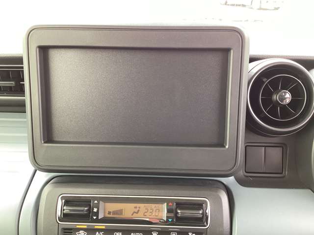 Suzuki Spacia Base 7