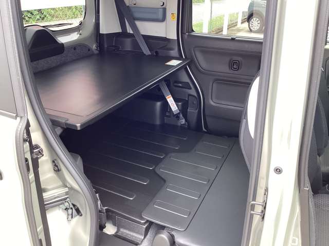 Suzuki Spacia Base 10