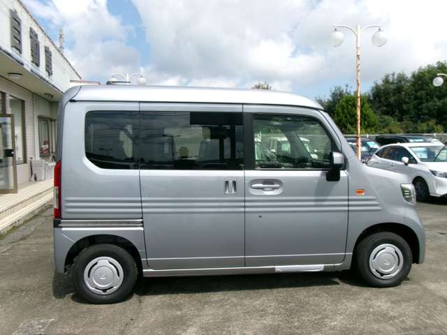 Honda N-VAN 4