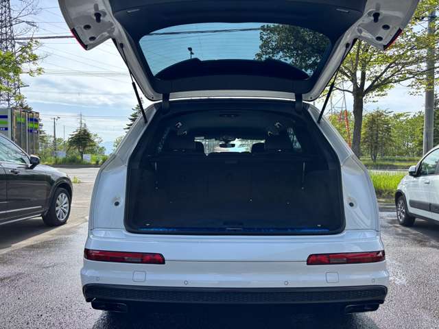 Audi Q7 12