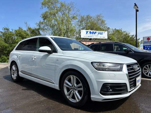 Audi Q7 5