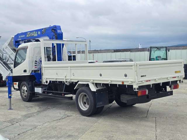 Hino Dutro 7