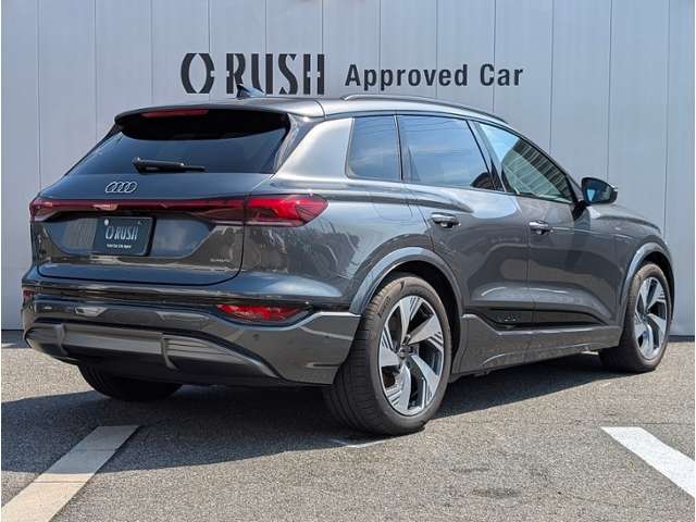 Audi Q6 e-tron 4