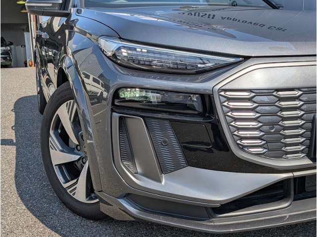 Audi Q6 e-tron 10
