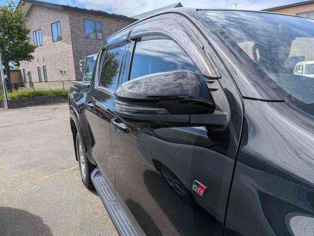 Toyota Hilux 12