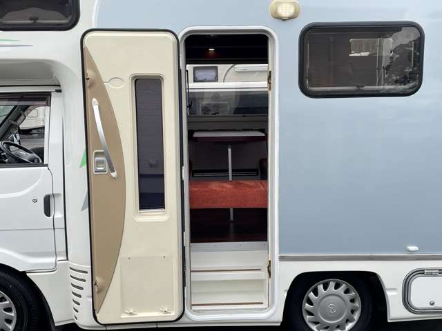 Mazda Bongo Truck 2