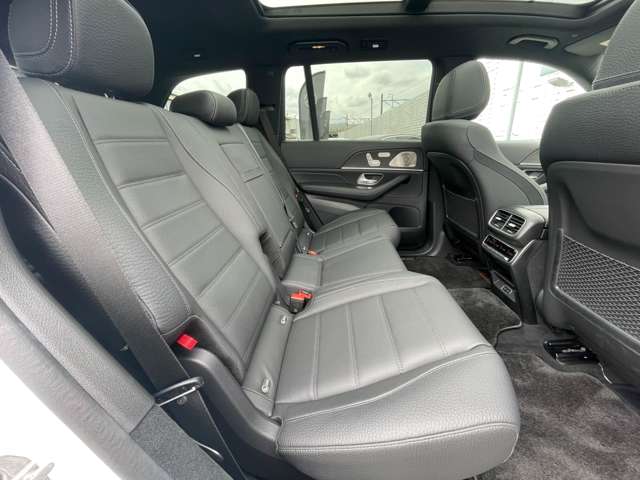 Mercedes-Benz GLS 11