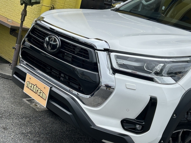 Toyota Hilux 5