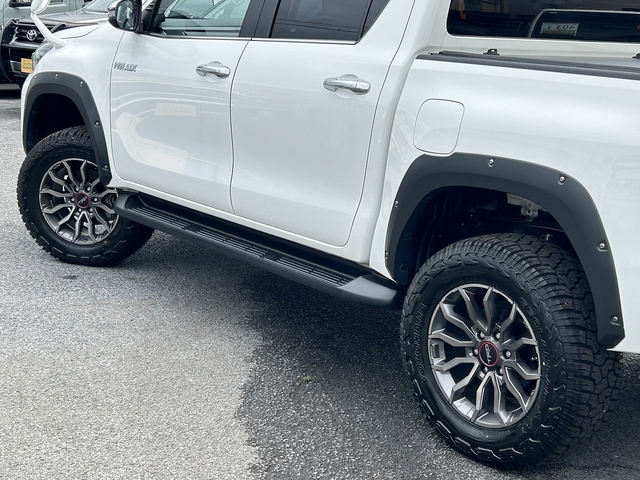 Toyota Hilux 6