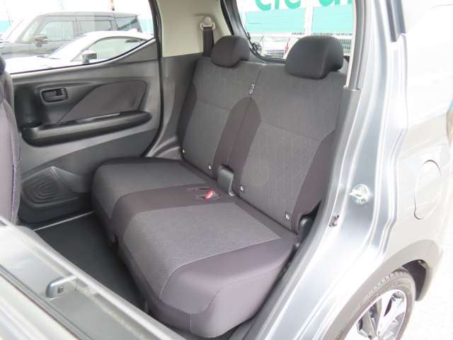 Mitsubishi eK X 7