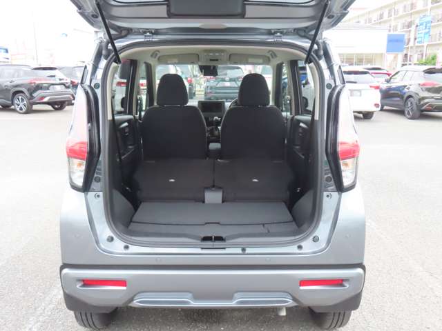 Mitsubishi eK X 9