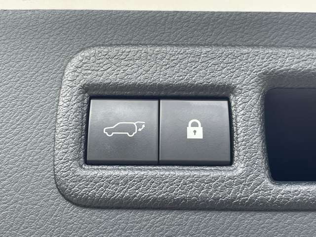Lexus NX 9