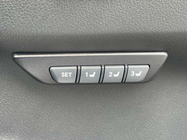 Lexus NX 10